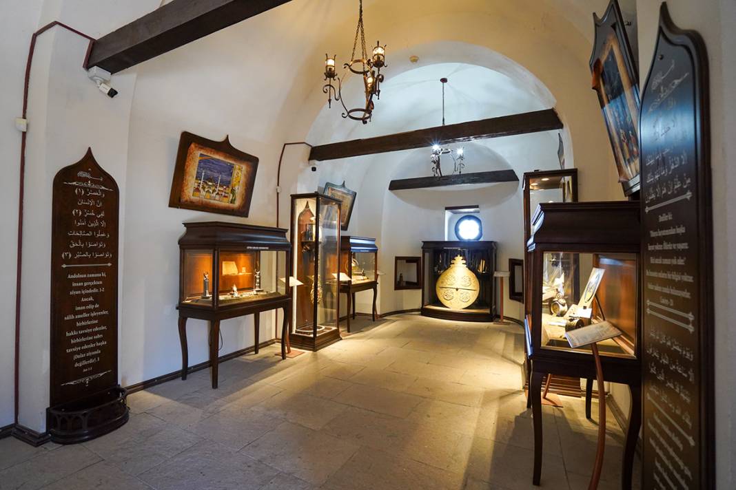 Konya’daki bu müzede 170 yaşında saat, 200 yaşında takvim var 2